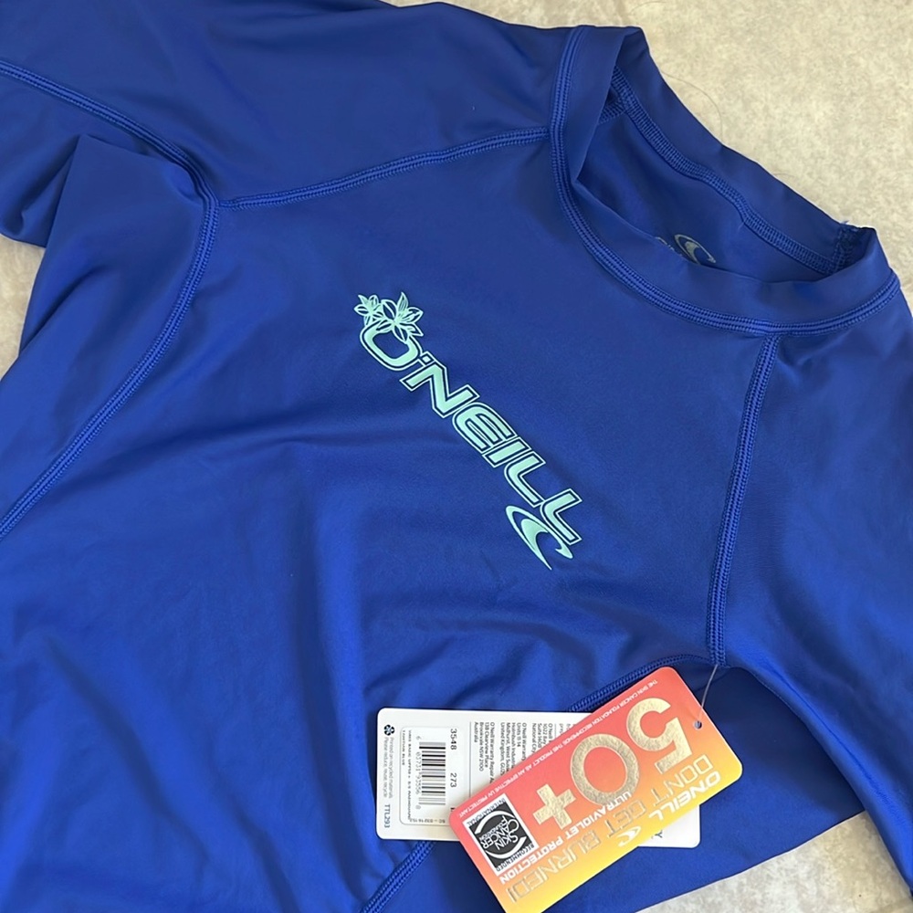 O’Neill Basic Skins UPF 50+ Rash Guard 💙🤍🌊🏄♂️ - Picture 4 of 7